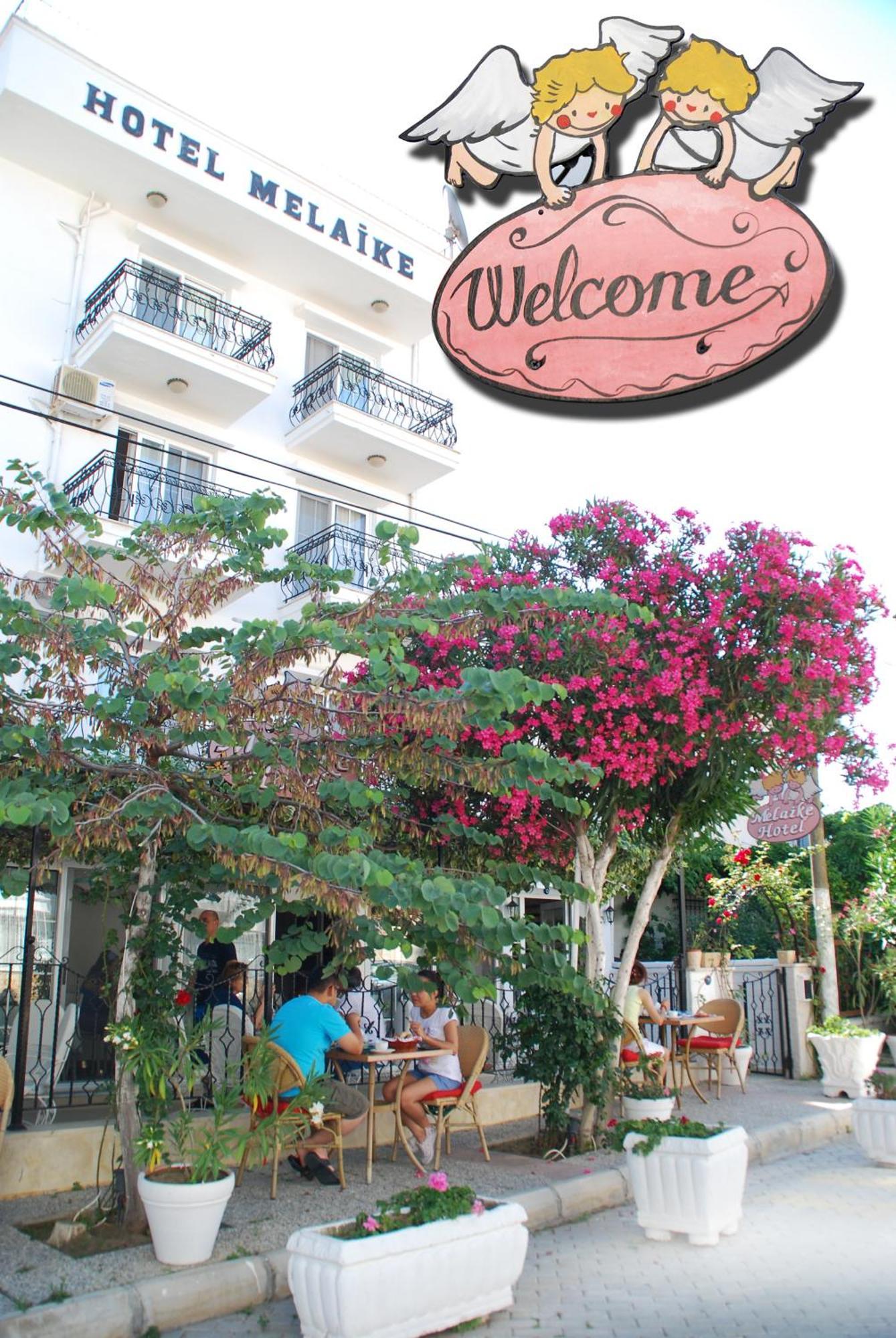 Melaike Hotel فوكا المظهر الخارجي الصورة