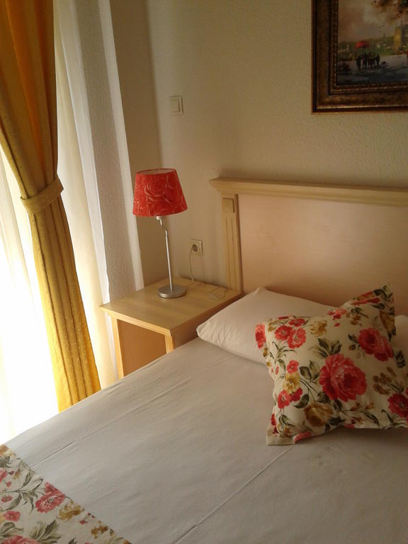Melaike Hotel فوكا المظهر الخارجي الصورة